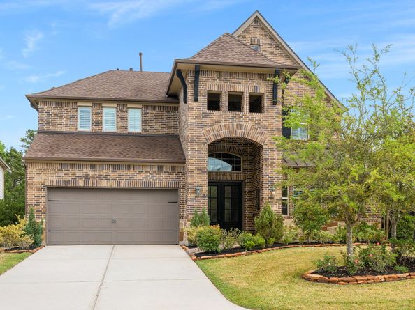 18 Trailing Lantana Place, The Woodlands TX 77354