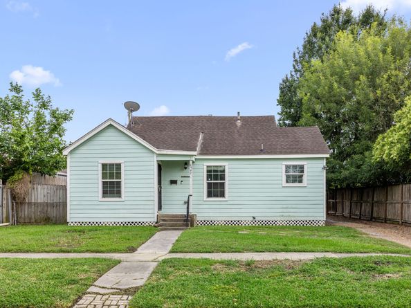 6942 Moss Rose Street, Houston TX 77087