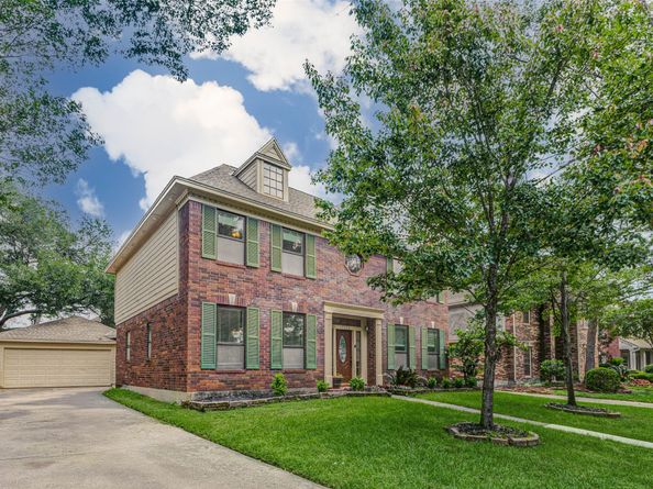 17322 Meadow Heights Drive, Houston TX 77095