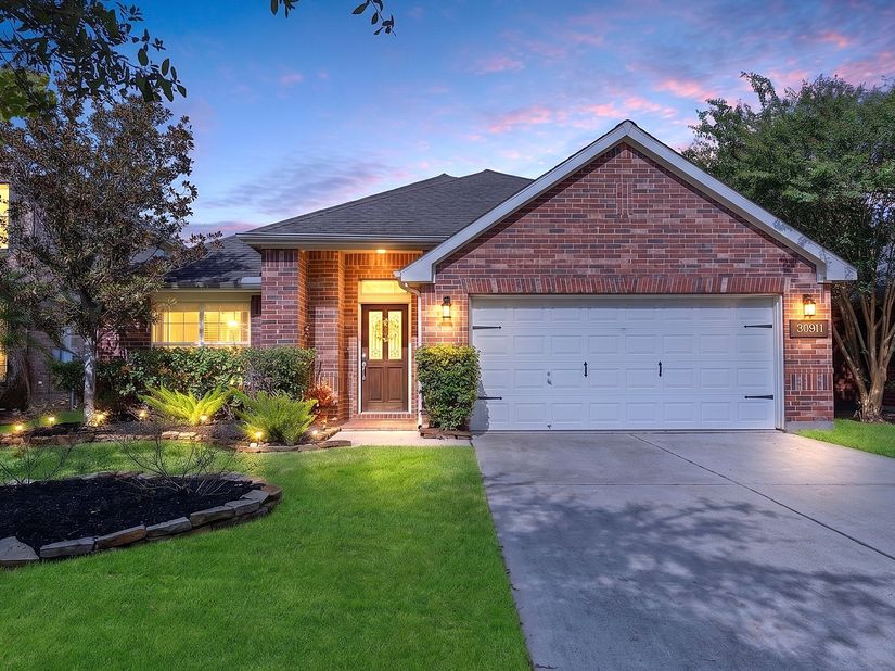 30911 Still Oaks Lane, Spring TX 77386