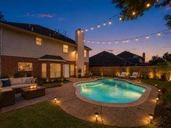 12206 Meadow Park Court