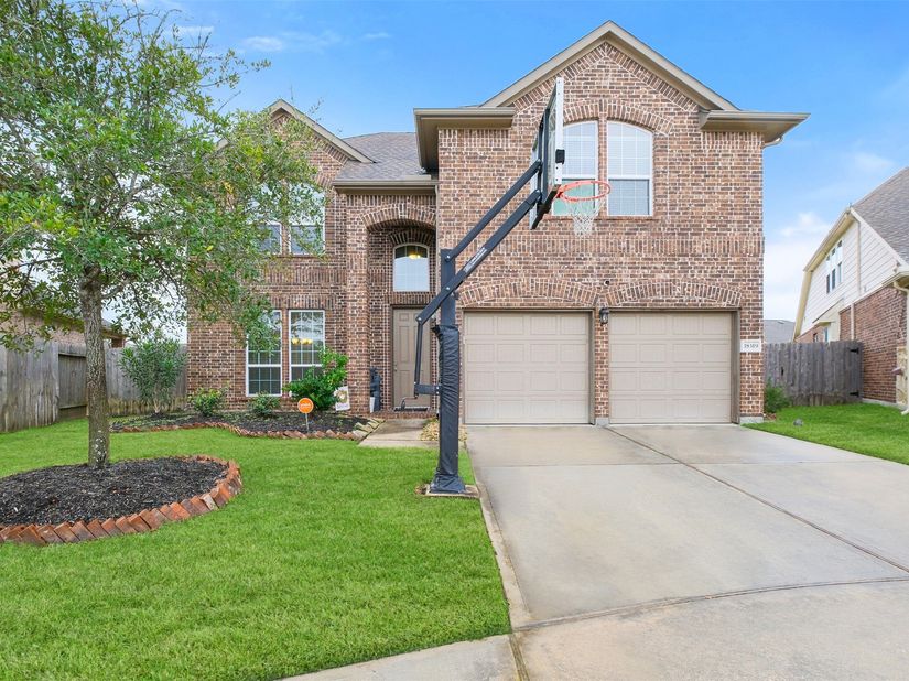18319 Bridle Meadow Lane, Tomball TX 77377