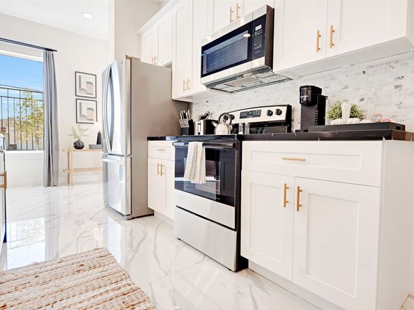 5908 St Augustine Street B, Houston TX 77021