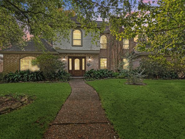 12111 Moorcreek Drive, Houston TX 77070