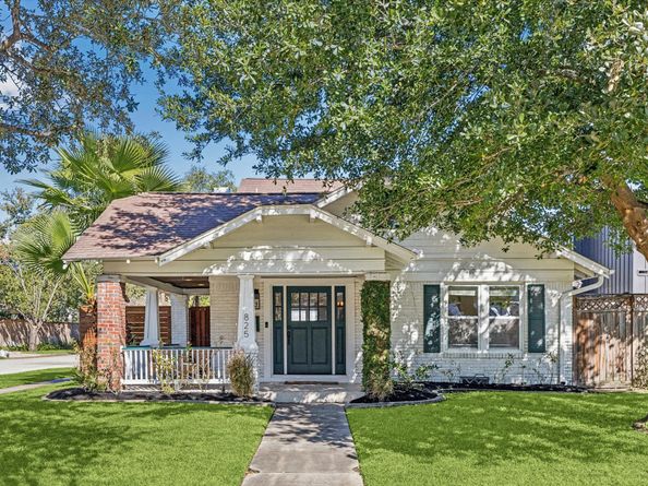 825 Merrill Street, Houston TX 77009