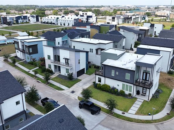 9805 Hope Harbor Lane, Houston TX 77080