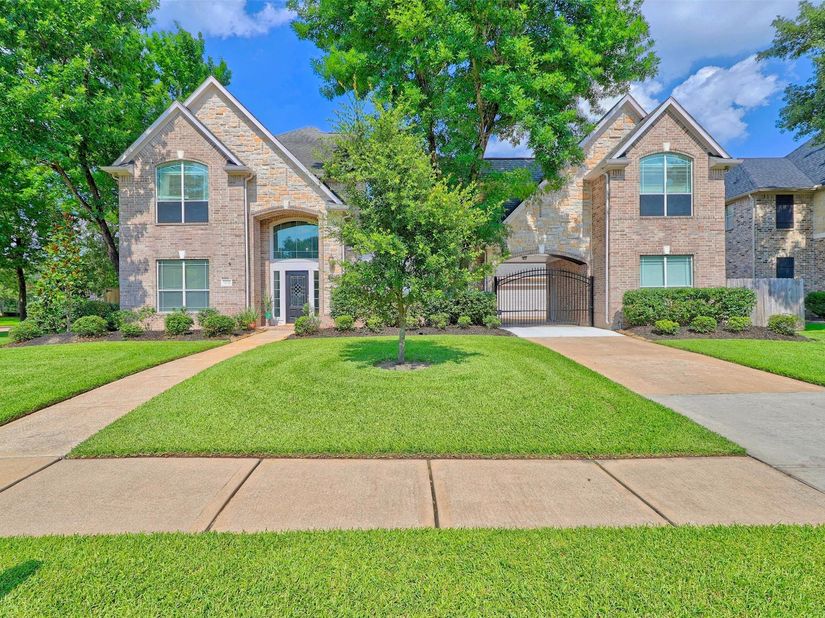 13726 Magnolia Manor Drive, Cypress TX 77429