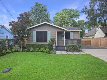 202 Fannin Street