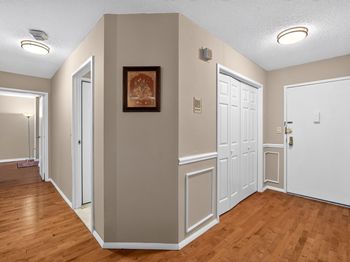 1208 Harmon Cove Tower