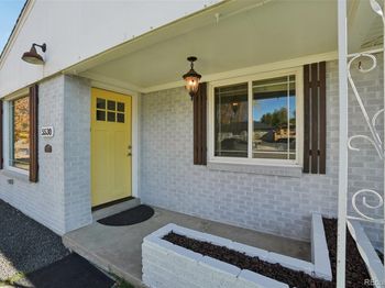 5530 Holland Drive