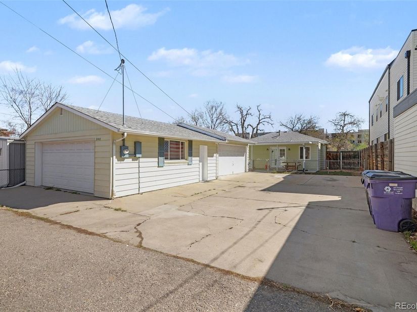 Undisclosed Address #6156016, Denver CO 80223