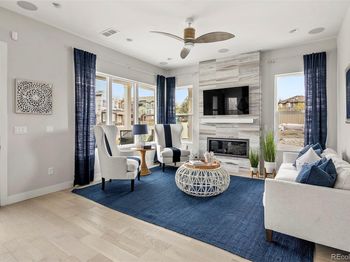 888 S Valentia Street