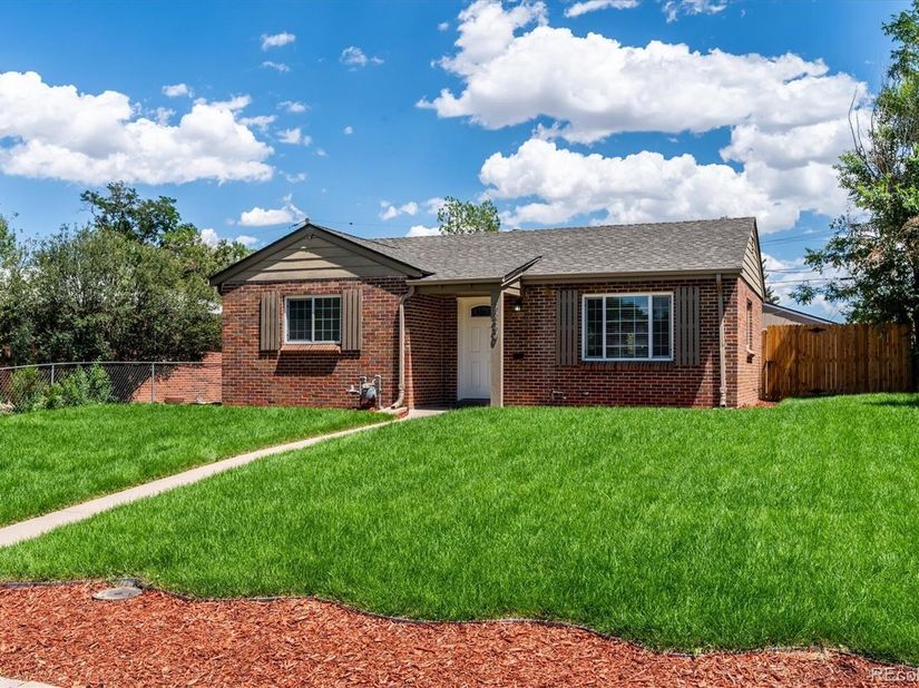 3230 Magnolia Street, Denver CO 80207