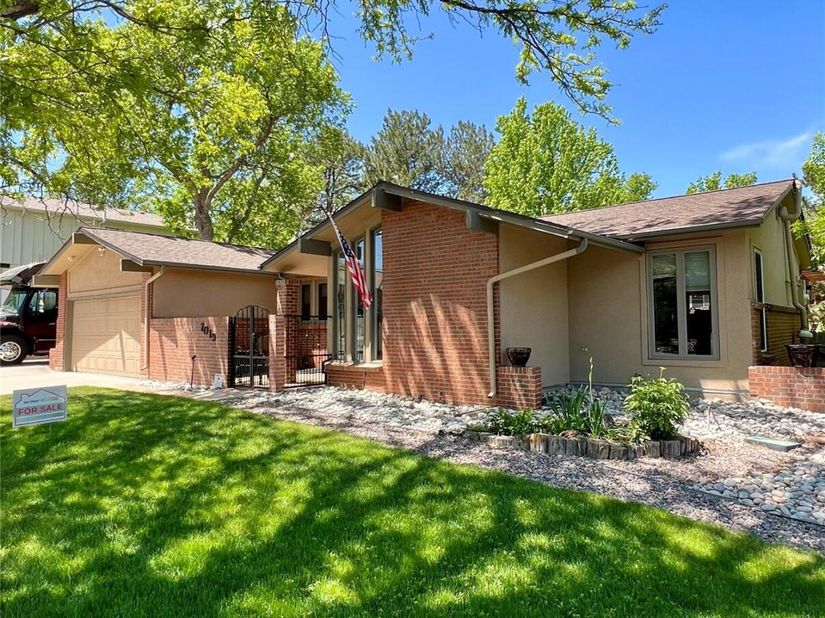 7019 S Windermere Street, Littleton CO 80120