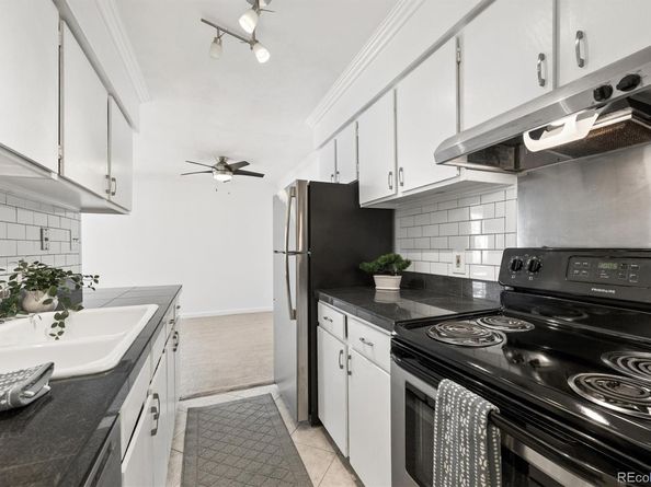 7665 E quincy Avenue 204, Denver CO 80237
