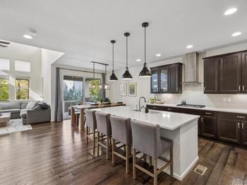 2127 S Saulsbury Court