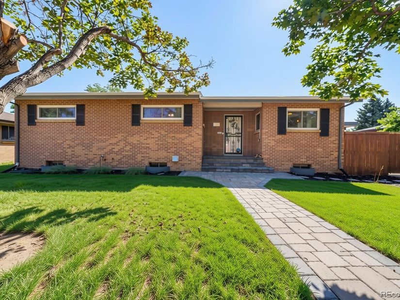 480 S Newland Street, Lakewood CO 80226