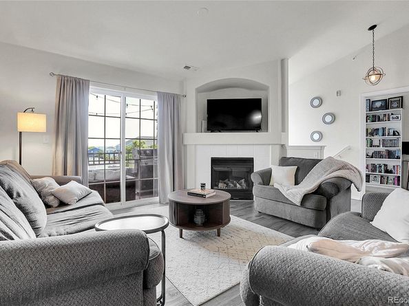 5255 Memphis Street 1023, Denver CO 80239