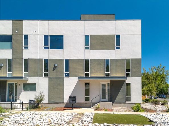3207 W 17th Avenue, Denver CO 80204