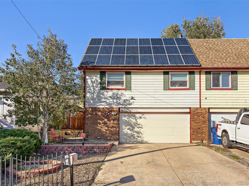 2243 W Hillside Avenue, Englewood CO 80110