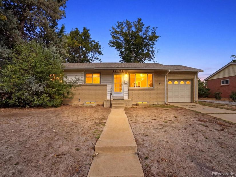 10191 W 64th Avenue, Arvada CO 80004