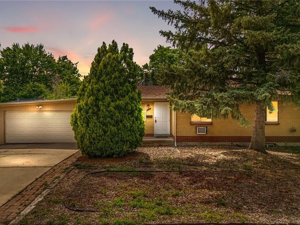 1235 S Benton Street, Lakewood CO 80232