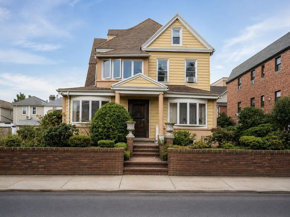 942 72nd Street, Brooklyn NY 11228