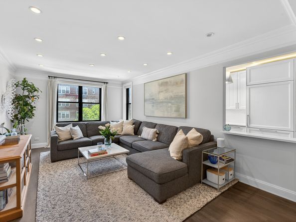100 West 12th Street 4K, New York NY 10011
