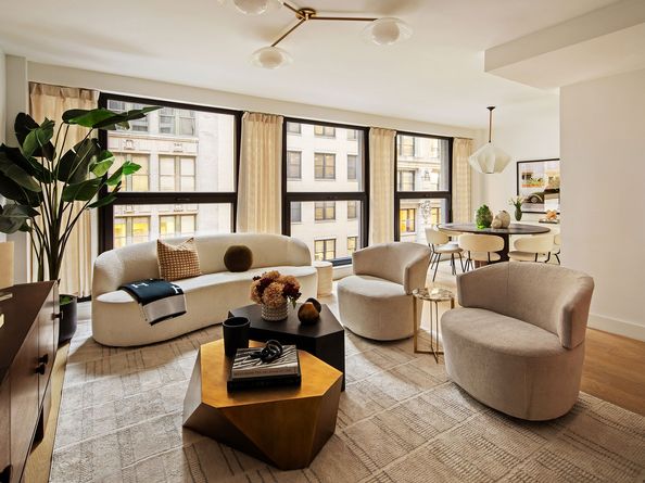 21 West 17th Street 8, New York NY 10011