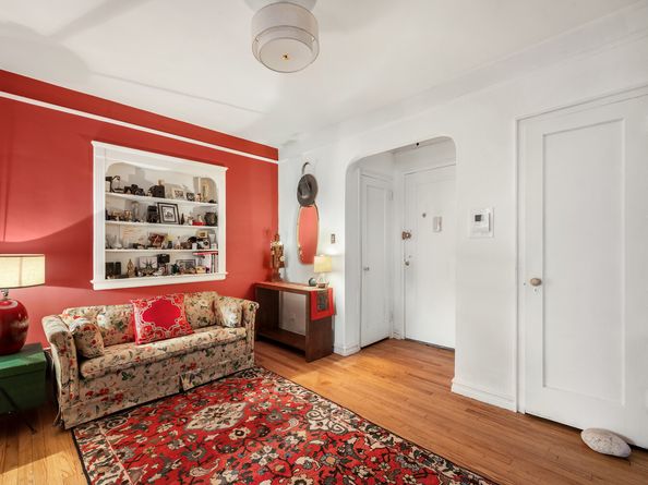 9437 Shore Road E4, Brooklyn NY 11209