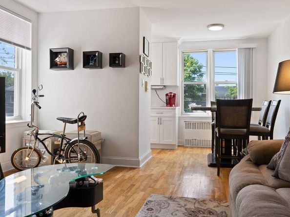 205 East 238th Street 2C, Bronx NY 10470