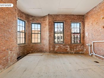 442 Willoughby Avenue