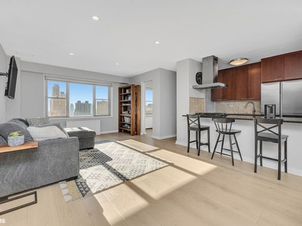 137 East 36th Street 24C, New York NY 10016