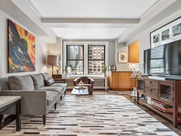 333 East 53rd Street 10C, New York NY 10022