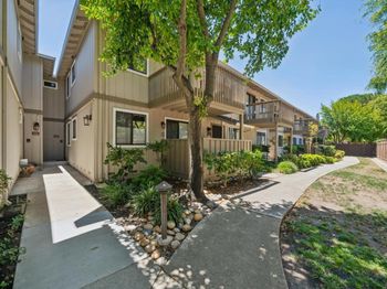 18899 Sara Park Circle