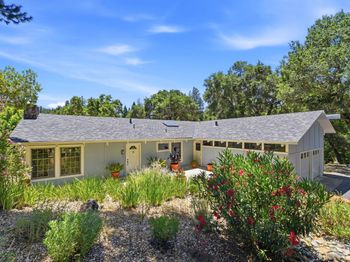 13531 Old Oak Way