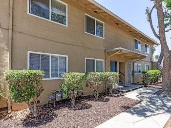 1179 Mesa Drive