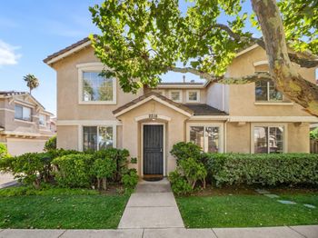 2216 Pettigrew Drive