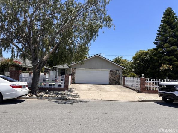 425-427 Wessex Way, Belmont CA 94002