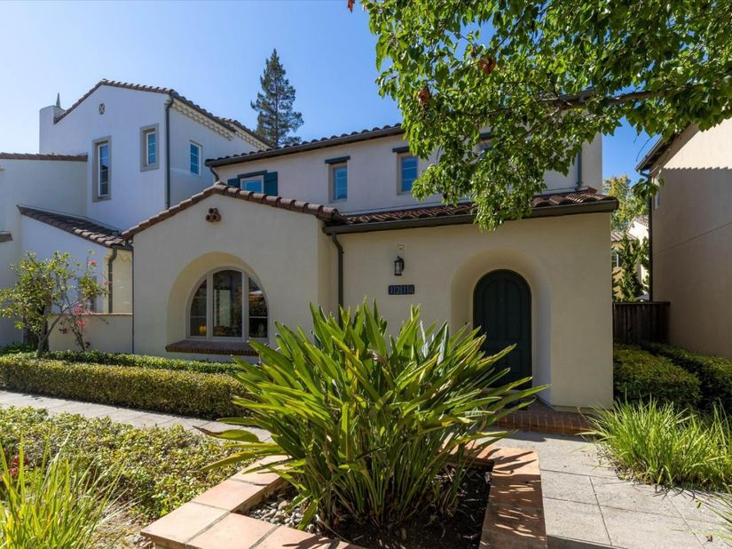 1214 Dahlia Loop, San Jose CA 95126