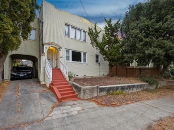 208 Ridgeway Avenue