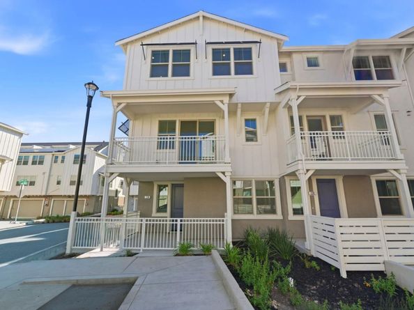 224 Oak Circle, Walnut Creek CA 94597