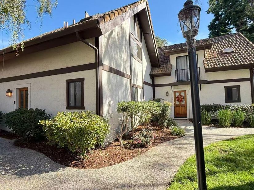 1734 W El Camino Real 7, Mountain View CA 94040