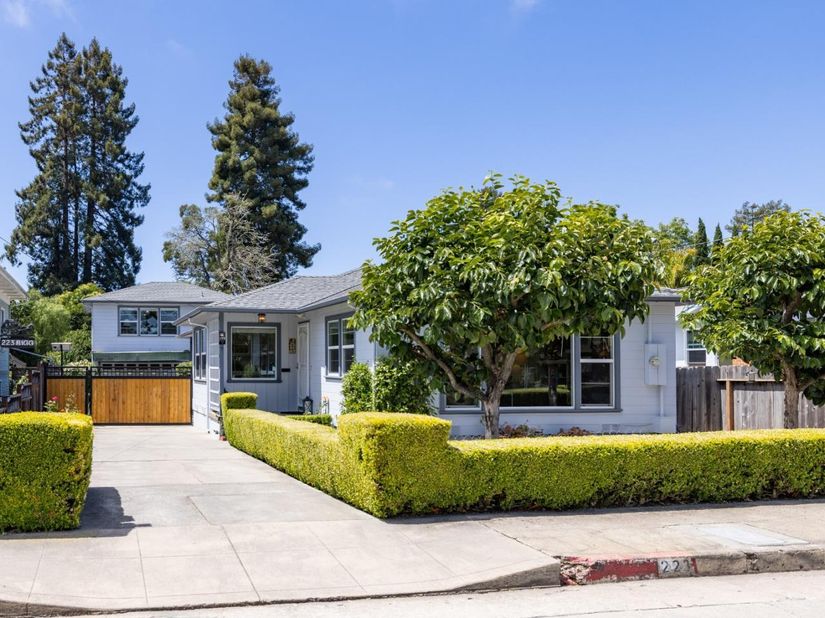 223 Rigg Street, Santa Cruz CA 95060