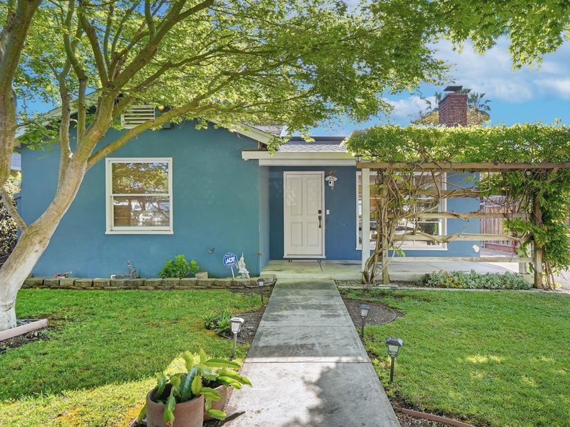 2034 Addison Avenue, East Palo Alto CA 94303