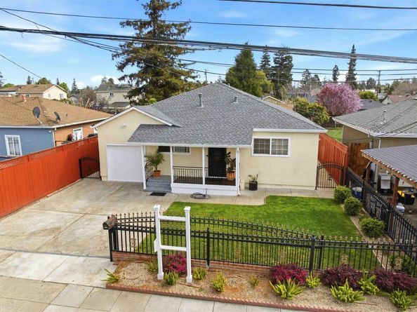 732 4th Avenue, Redwood City CA 94063