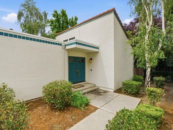 4362 Valley Avenue