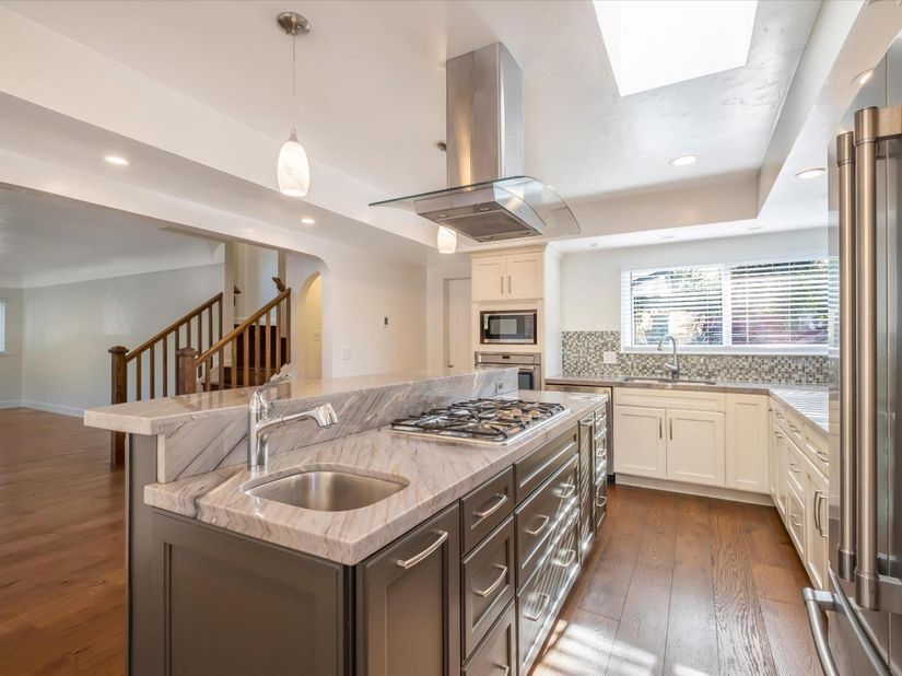 631 Riverside Avenue, Santa Cruz CA 95060