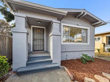 1726 Roosevelt Avenue