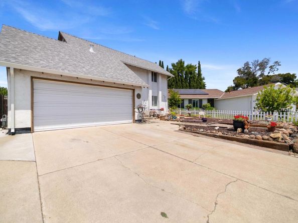 2280 Zoria Circle, San Jose CA 95131